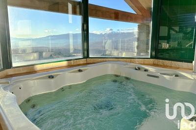 Appartement - 185 m² - 8 pièces