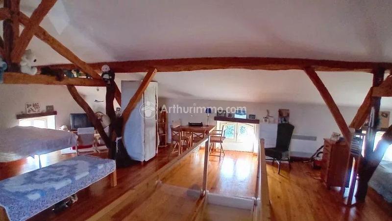 Maison - 380 m² - 10 pièces