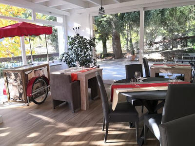 Local commercial - 1 800 m²