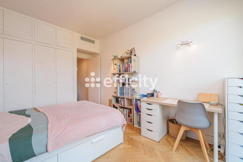 Appartement - 91 m² - 4 pièces
