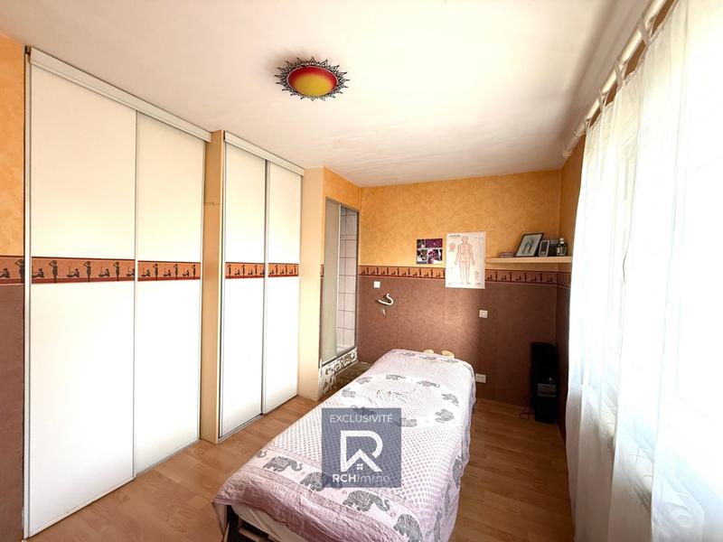 Maison traditionnelle - 94 m² - 4 pièces