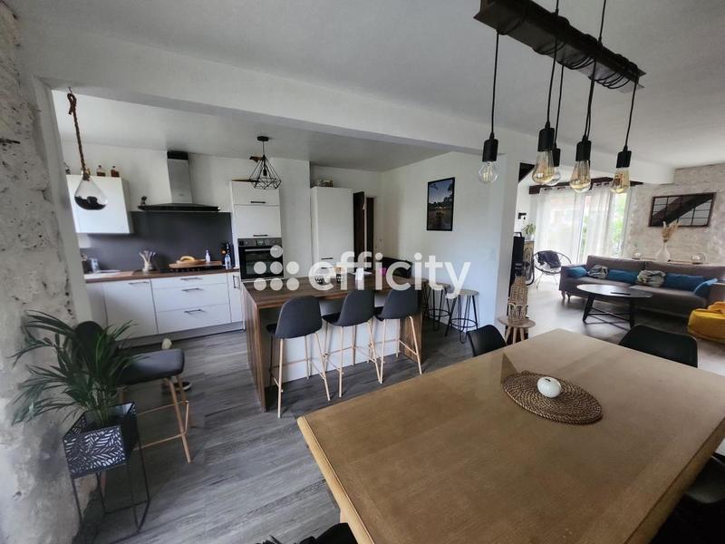 Maison - 156 m² - 7 pièces