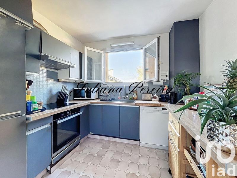 Appartement - 95 m² - 5 pièces