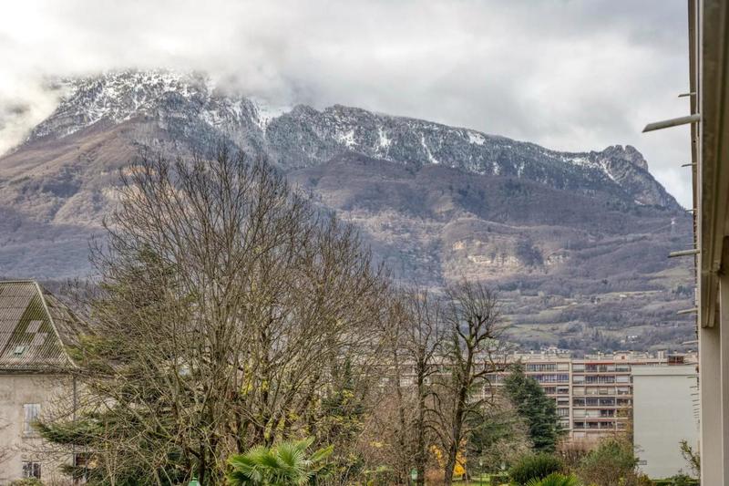 Appartement - 94 m² - 3 pièces