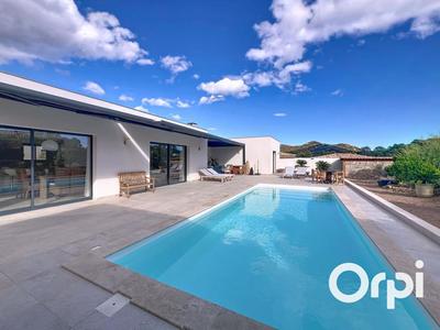 Villa - 136 m² - 4 pièces