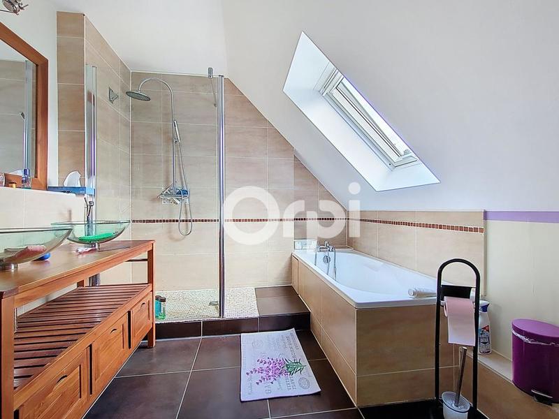 Maison - 153 m² - 5 pièces