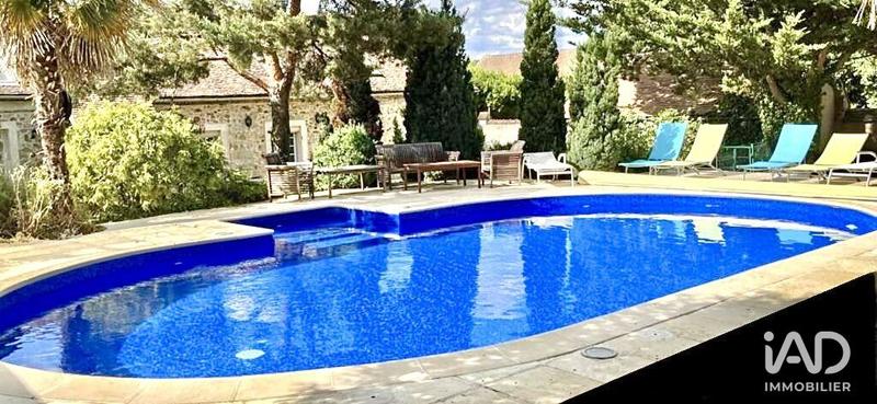 Maison - 210 m² - 7 pièces