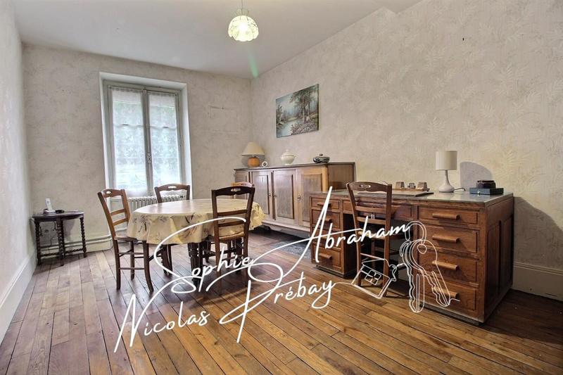 Maison - 183 m² - 7 pièces