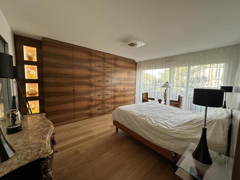 Appartement - 135 m² - 5 pièces