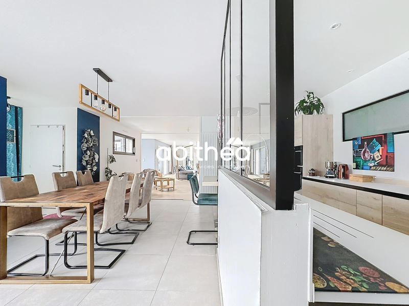 Maison - 172 m² - 6 pièces