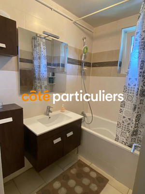 Appartement - 90 m² - 5 pièces