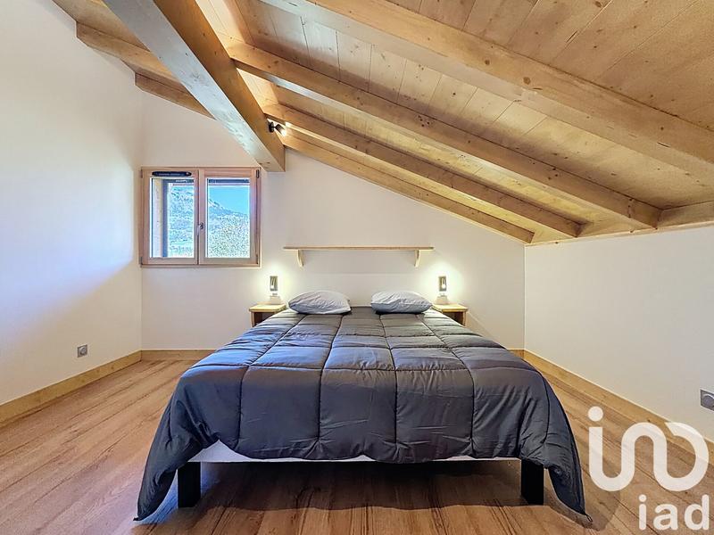 Appartement - 90 m² - 5 pièces