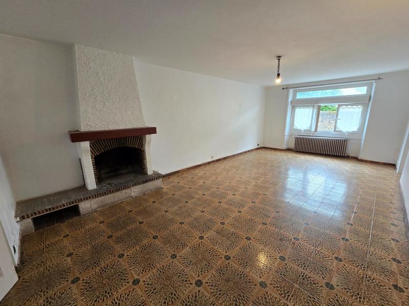 Maison - 350 m² - 14 pièces