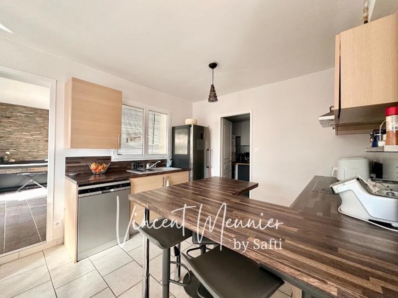 Maison - 140 m² - 7 pièces