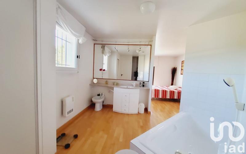 Maison - 179 m² - 6 pièces