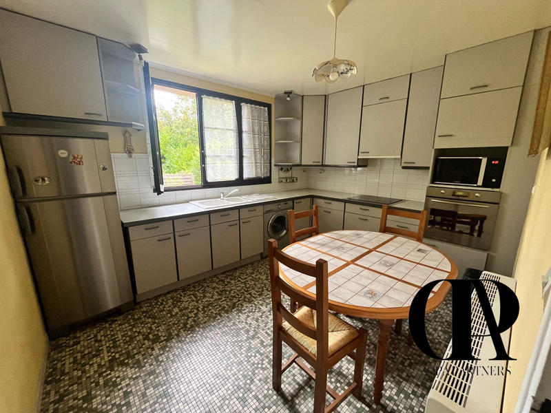 Maison contemporaine - 180 m² - 8 pièces