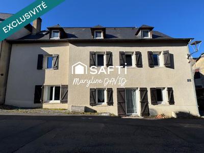 Maison - 180 m² - 8 pièces
