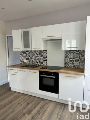 Maison - 64 m² - 3 pièces