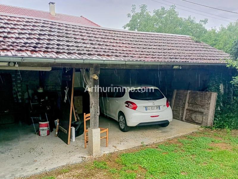 Maison - 278 m² - 8 pièces