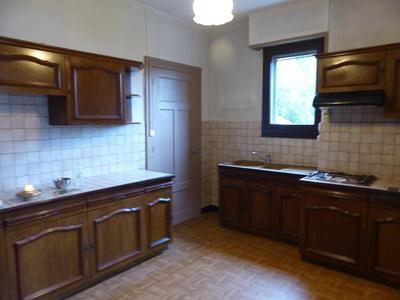 Maison - 194 m² - 7 pièces