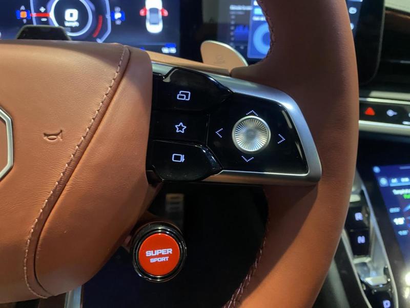 Mg cyberster 77kwh - 375 kw 4wd