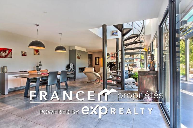 Maison d'architecte - 150 m² - 5 pièces