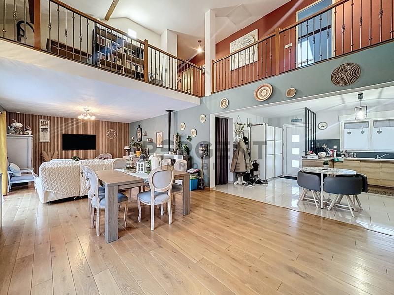 Maison - 129 m² - 6 pièces