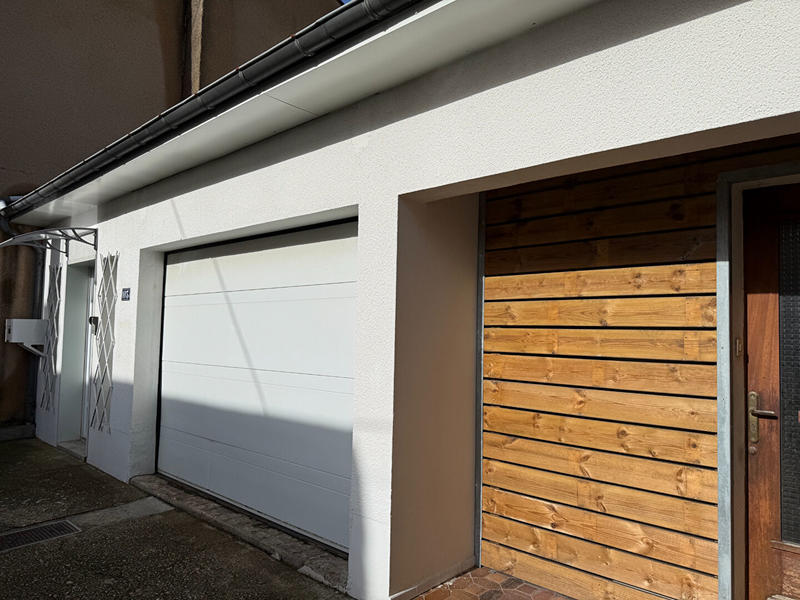 Maison - 204 m² - 8 pièces