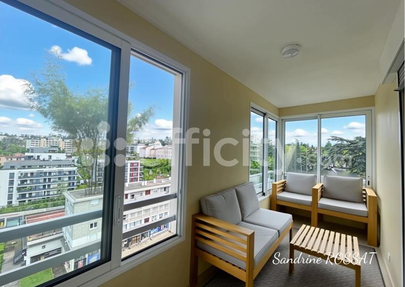 Appartement - 105 m² - 5 pièces