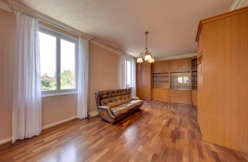 Maison - 251 m² - 6 pièces