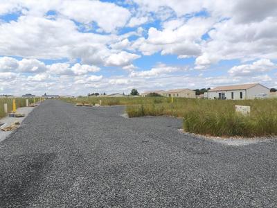 Terrain constructible - 666 m²