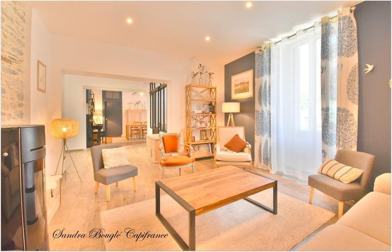 Maison de ville - 227 m² - 10 pièces