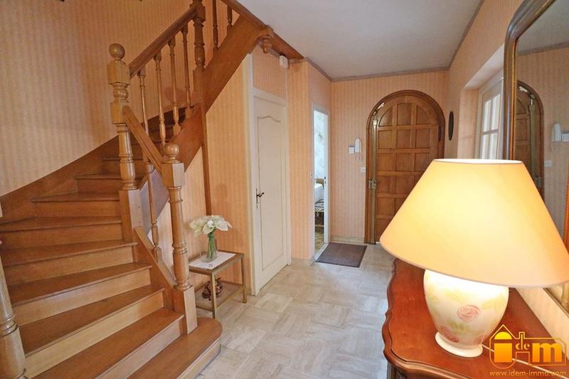 Maison traditionnelle - 140 m² - 6 pièces