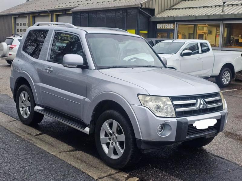 Mitsubishi Pajero III (2) 3.2 Di-D 200 Intense 3p