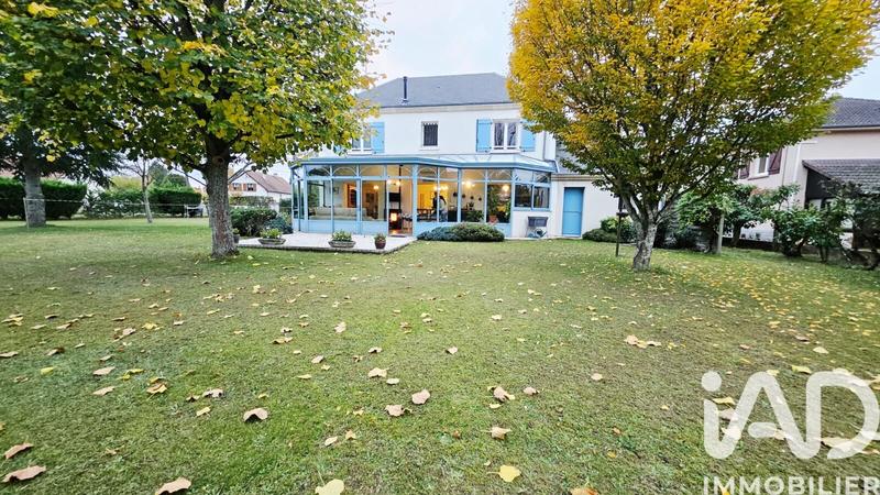 Maison - 190 m² - 6 pièces