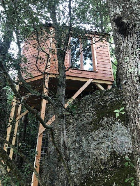 Maison - 430 m² - 16 pièces