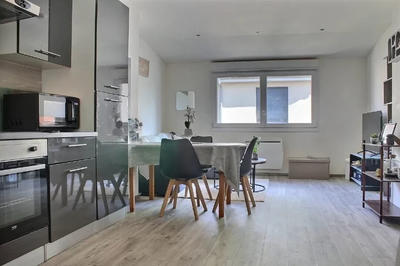 Immeuble - 9 pièces