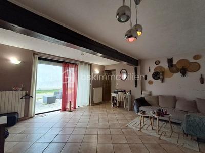 Maison - 96 m² - 3 pièces