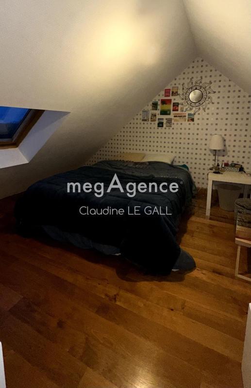 Maison - 200 m² - 9 pièces