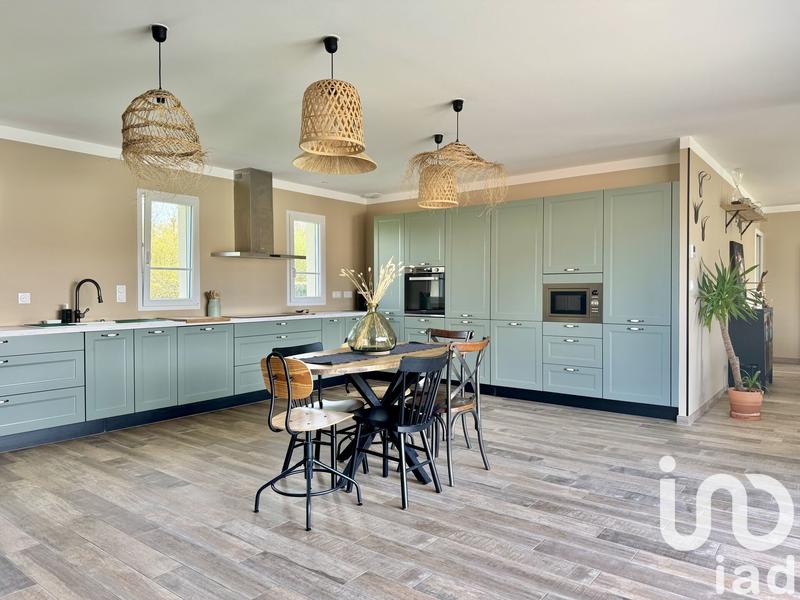 Maison - 140 m² - 4 pièces