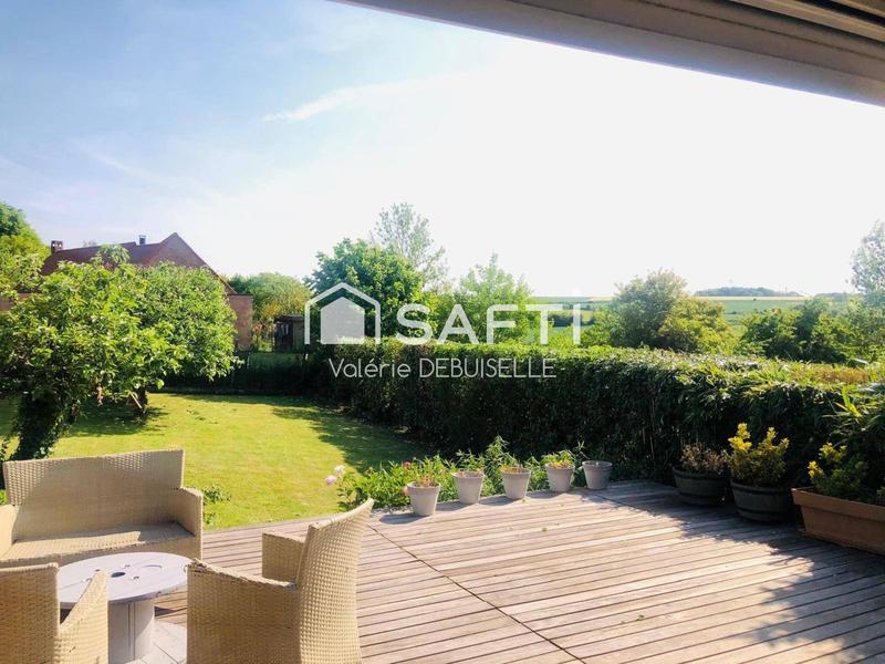 Maison - 181 m² - 7 pièces