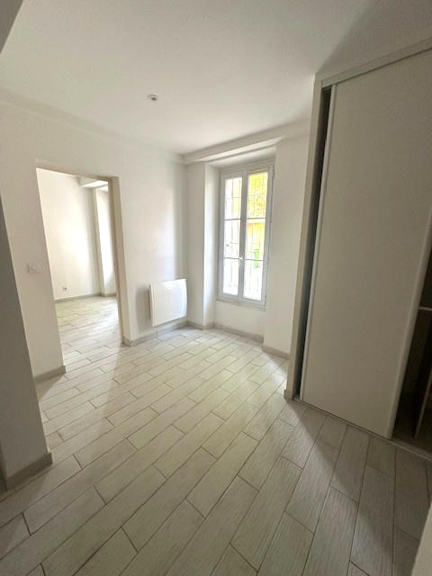 Appartement - 60 m² - 2 pièces