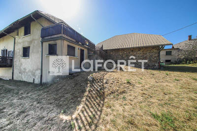 Maison - 120 m² - 4 pièces