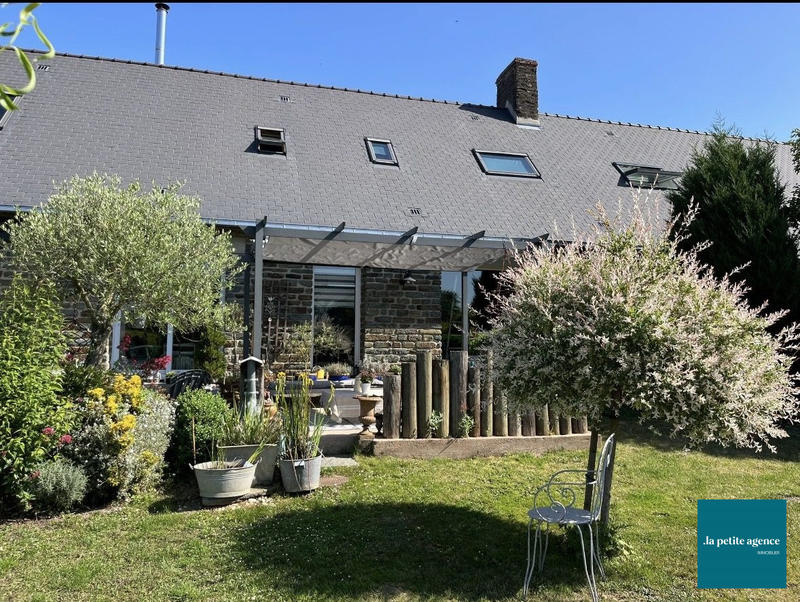 Ferme - 285 m² - 8 pièces