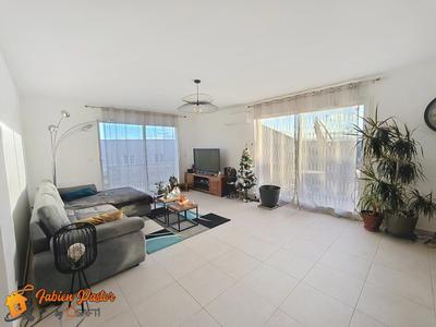 Maison - 91 m² - 4 pièces