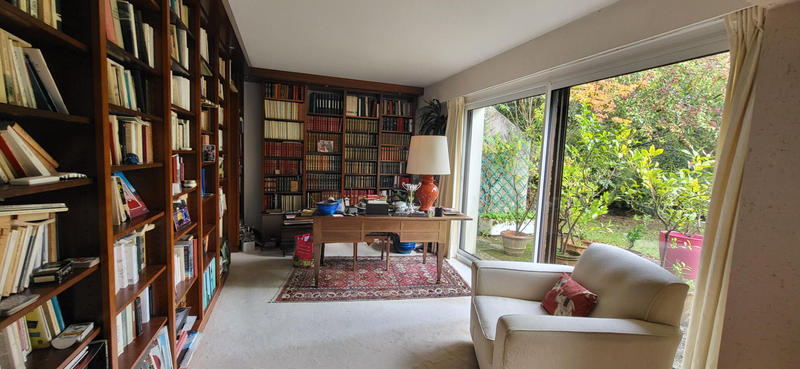 Maison - 237 m² - 8 pièces