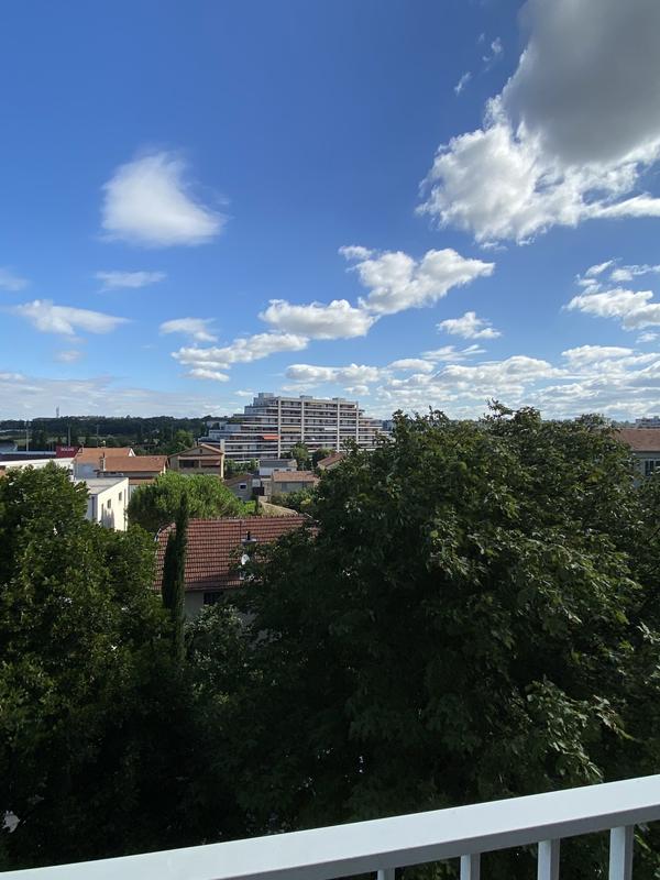 Appartement - 98 m² - 5 pièces