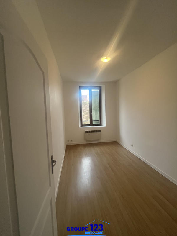 Appartement - 110 m² - 6 pièces