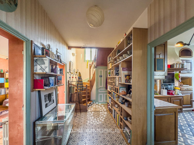 Maison - 157 m² - 8 pièces