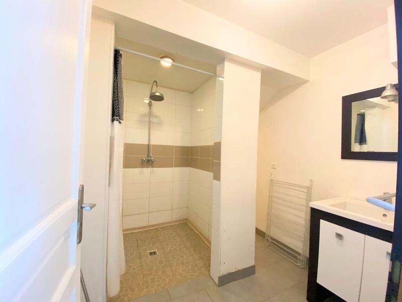 Immeuble - 452 m² - 21 pièces